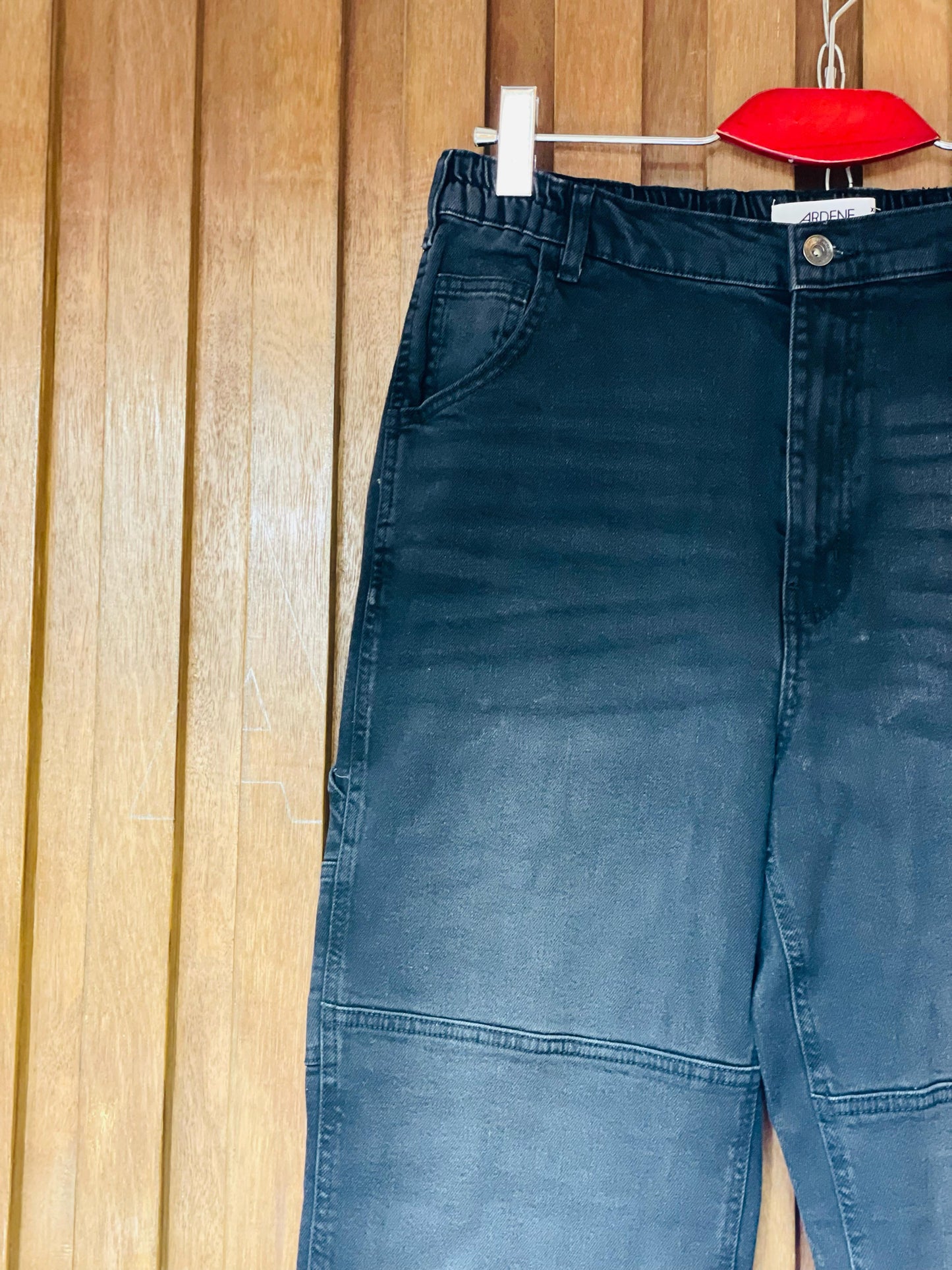 "Black Baggy Pants ā Ultimate Comfort & Streetwear Style | Stunner Mart"