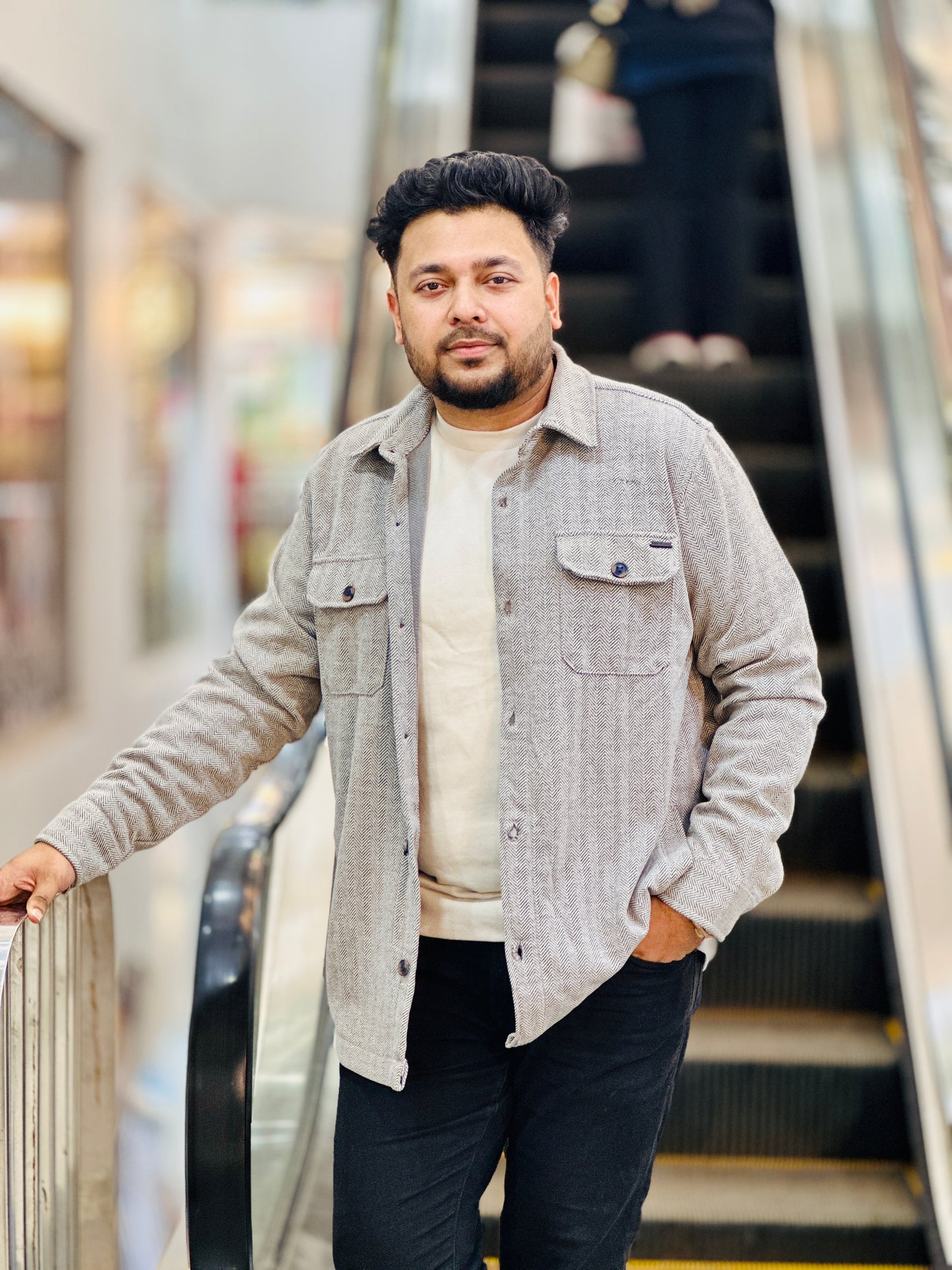 Classic Button-Down Overshirt – Smart & Stylish