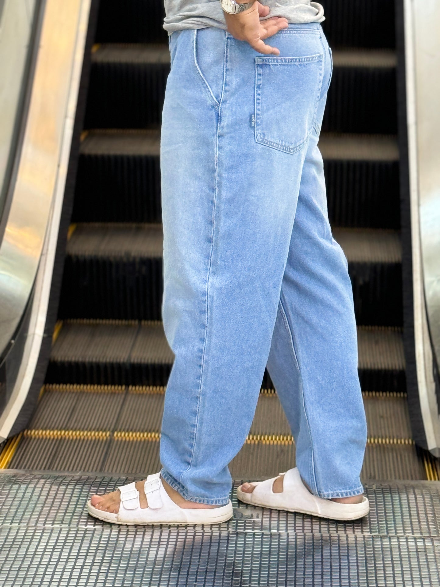 Comfortable Baggy Pants for Everyday Style