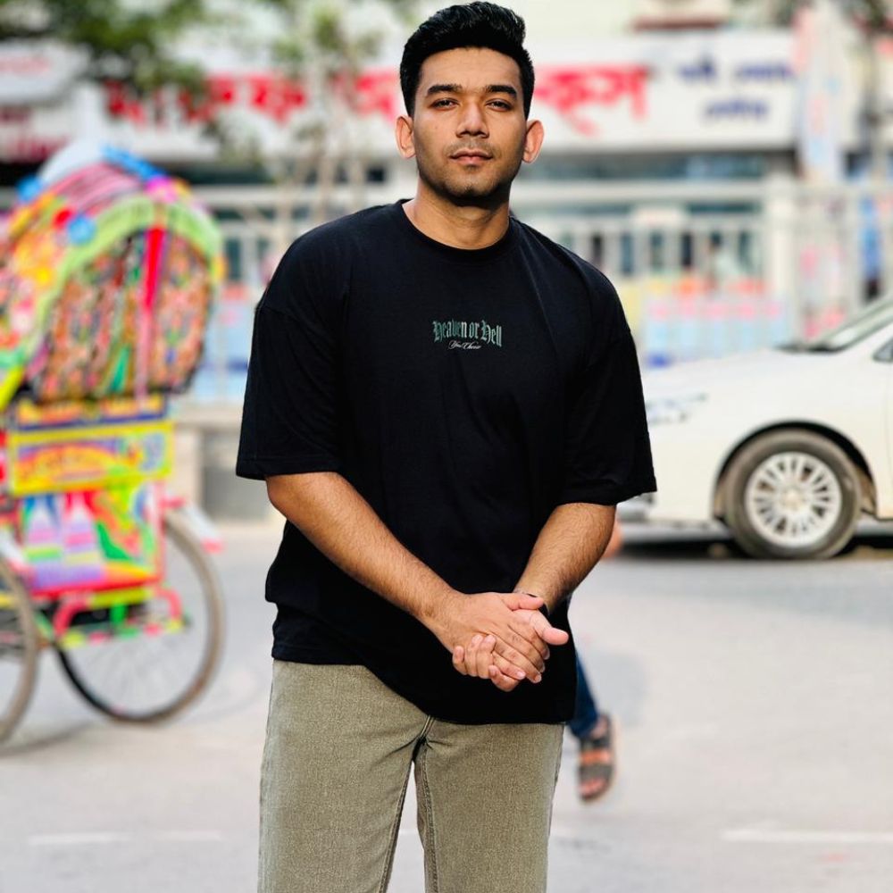 Men’s Black Oversized Graphic Tee Fearless Oversized Fit for Men