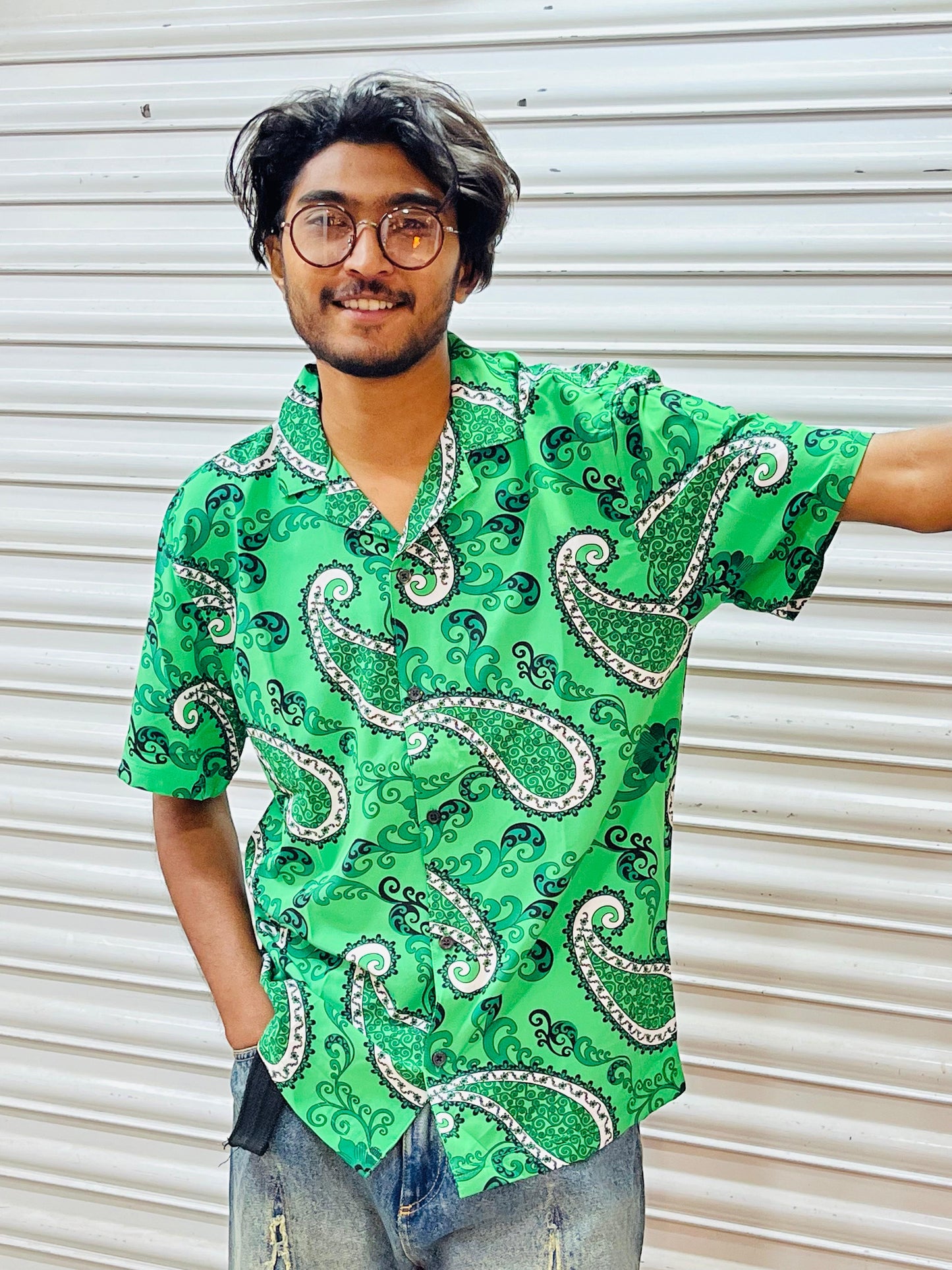 Island Breeze Green: Signature Half-Sleeve Hawaii Shirt with Printed Design