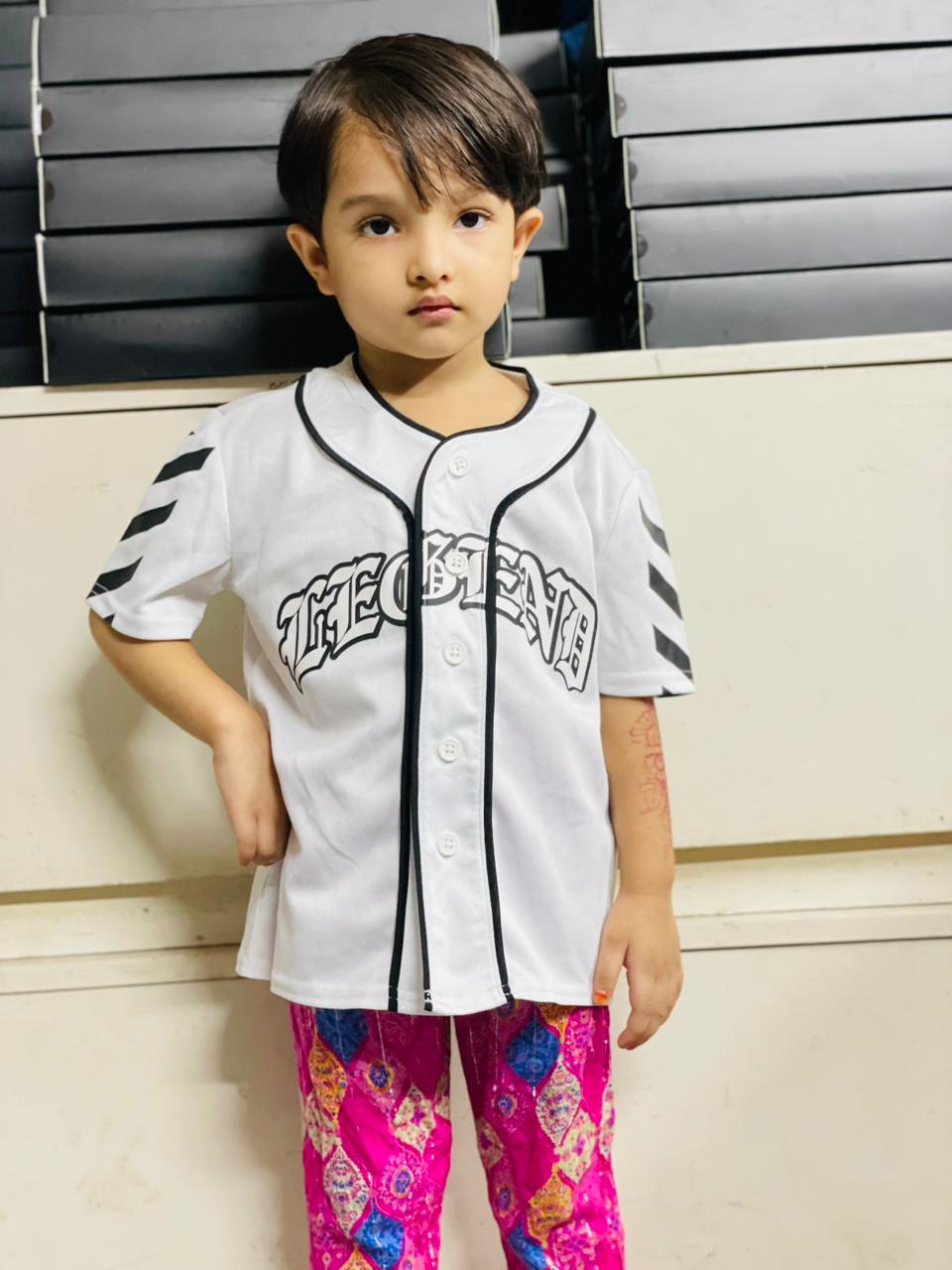 Urban Street Style White Baseball Jersey with Bold Graphic Print