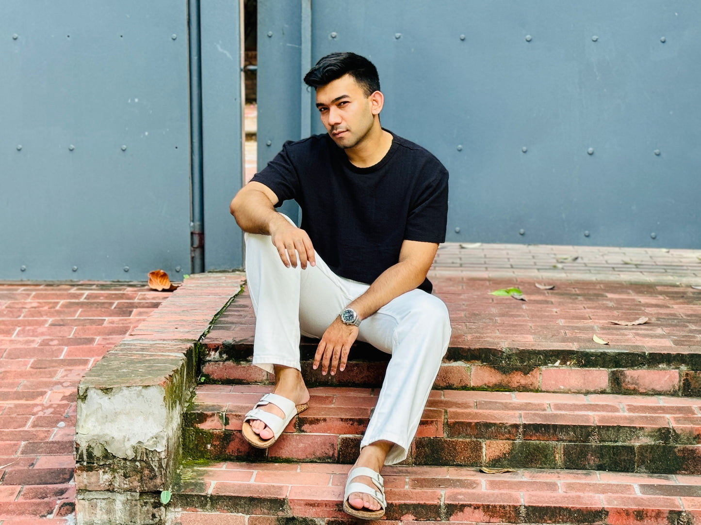 White Straight Fit Jeans – Minimal Look, Maximum Impact