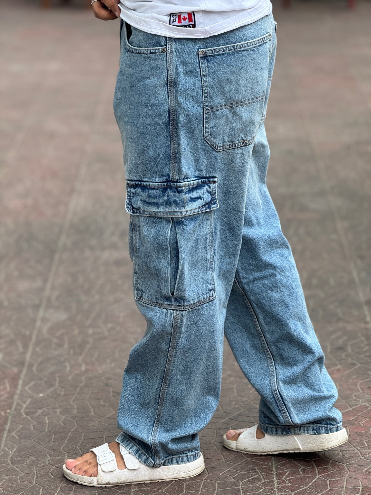 Urban Cargo Baggy Jeans – Premium Light Blue Denim