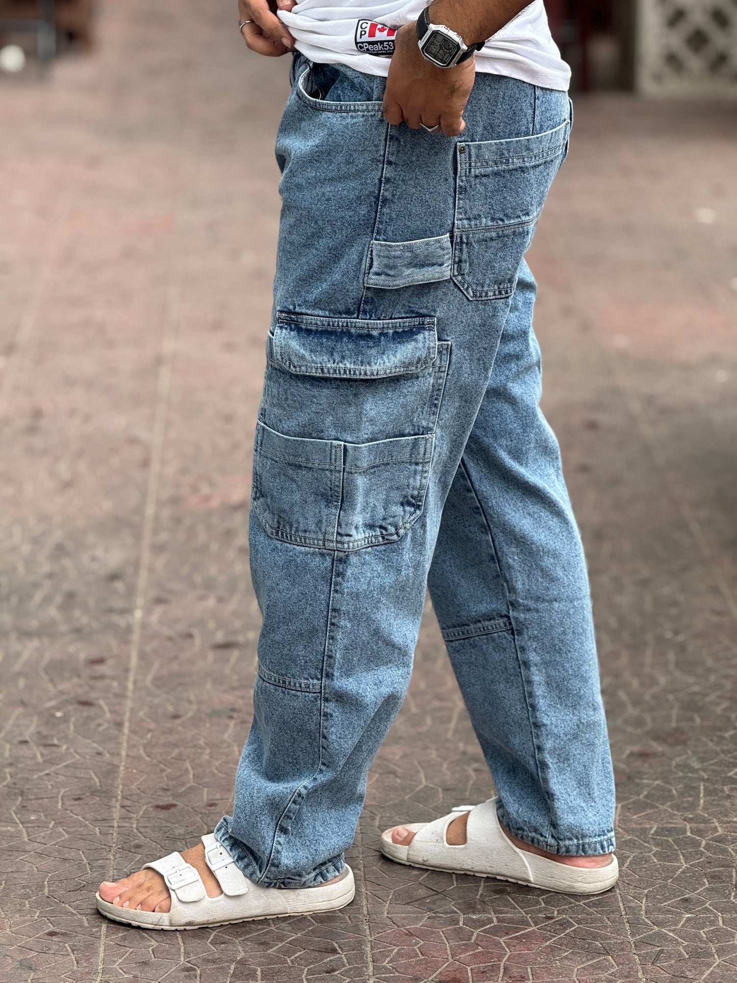 Street Panel Cargo Jeans – Baggy Fit Denim