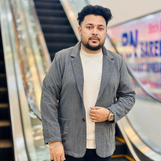 Classic Herringbone Blazer – Premium Smart Wear