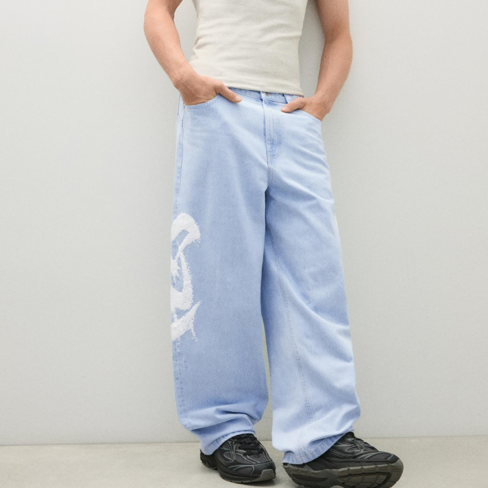 Light Wash Baggy Fit Jeans – Men’s Premium Denim