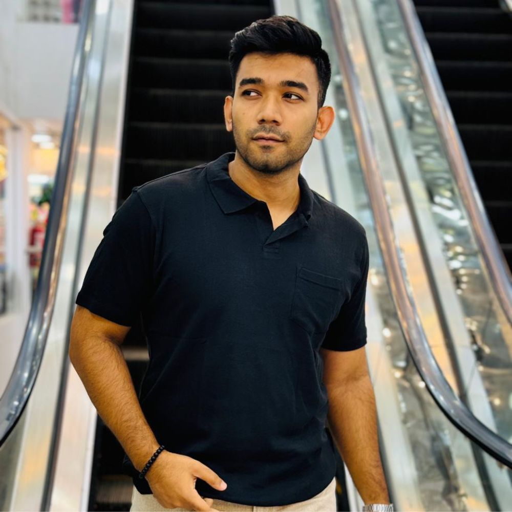 Classic Black Old Money Polo T-Shirt for Men – Premium Casual Wear