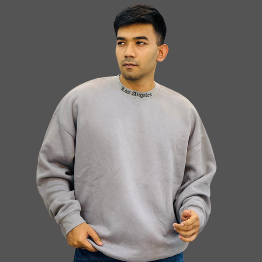Premium Los Angeles Oversized Sweatshirt – Minimal & Stylish Streetwear