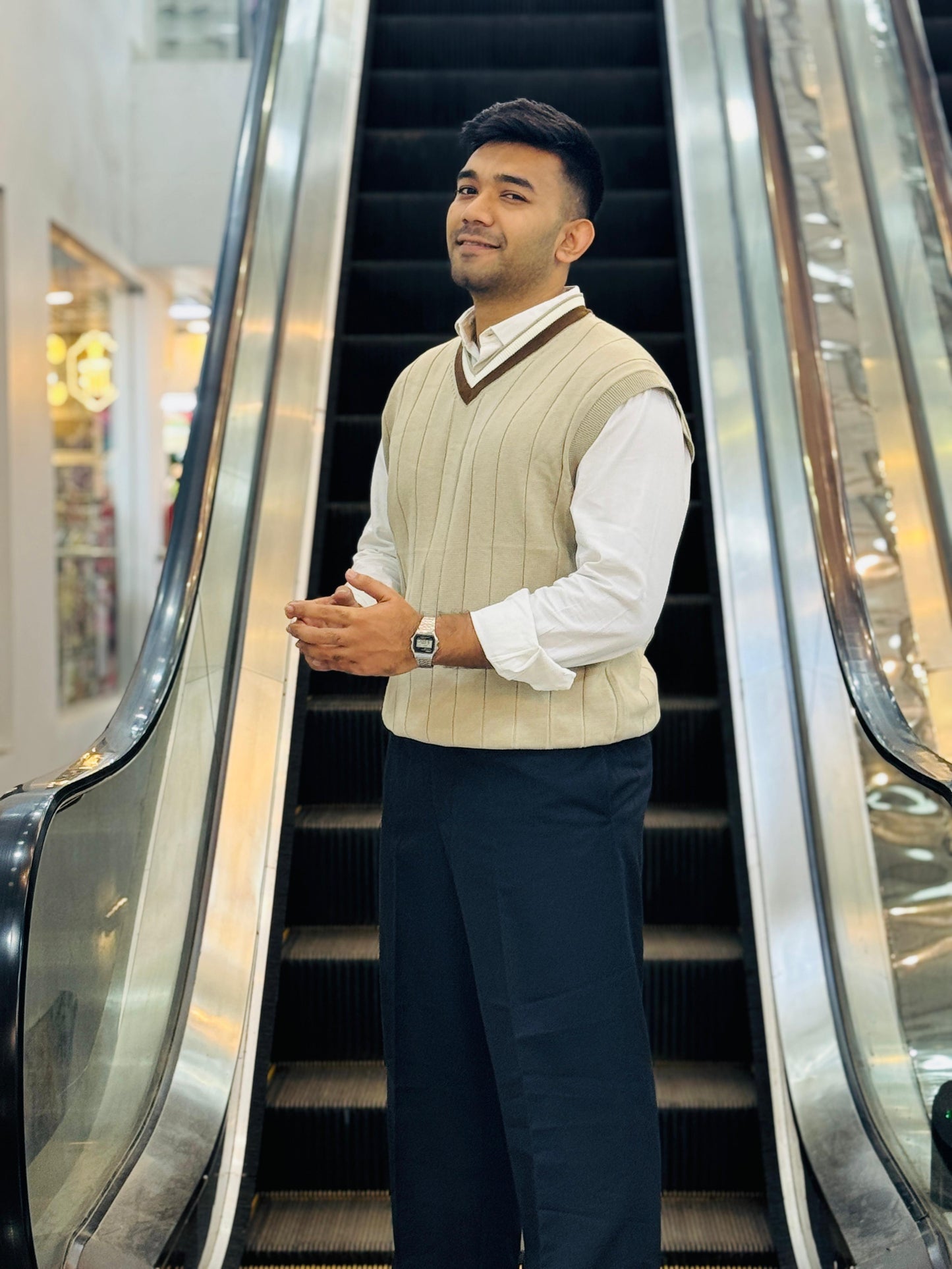 Classic Cream Knitted Sweater Vest – Timeless Winter Layer