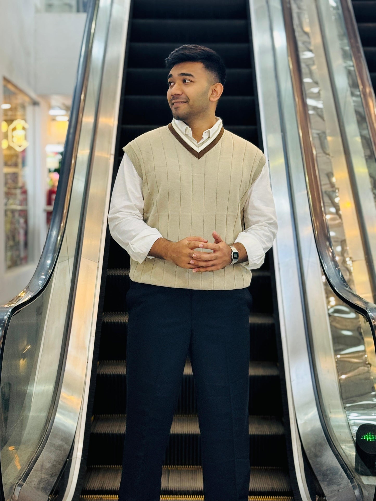 Classic Cream Knitted Sweater Vest – Timeless Winter Layer